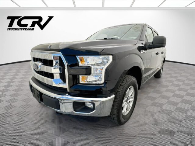2016 Ford F-150 XLT SuperCrew Image 3