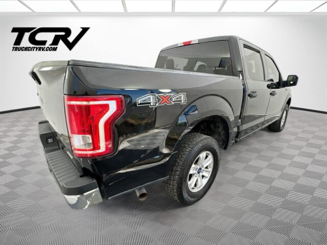 2016 Ford F-150 XLT SuperCrew Image 7