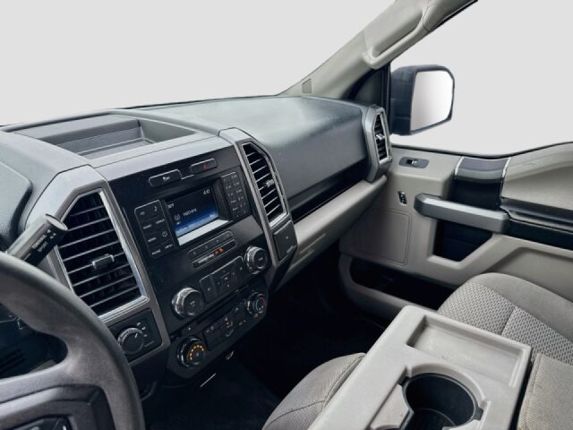 2016 Ford F-150 XLT SuperCrew Image 23