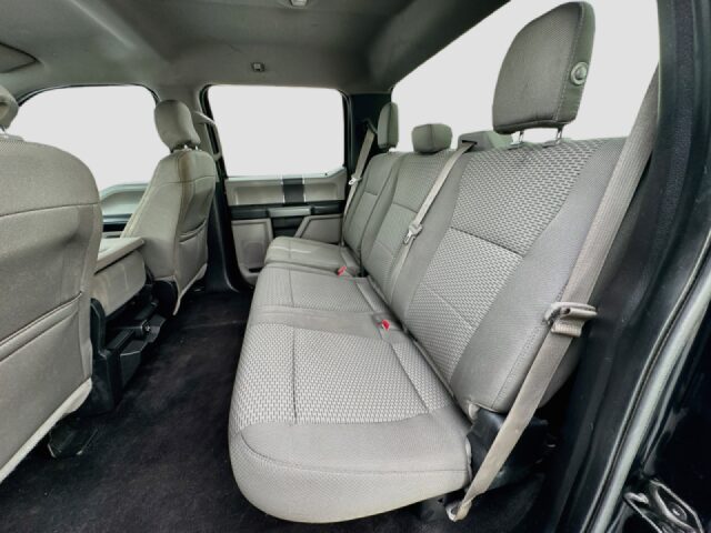 2016 Ford F-150 XLT SuperCrew Image 21