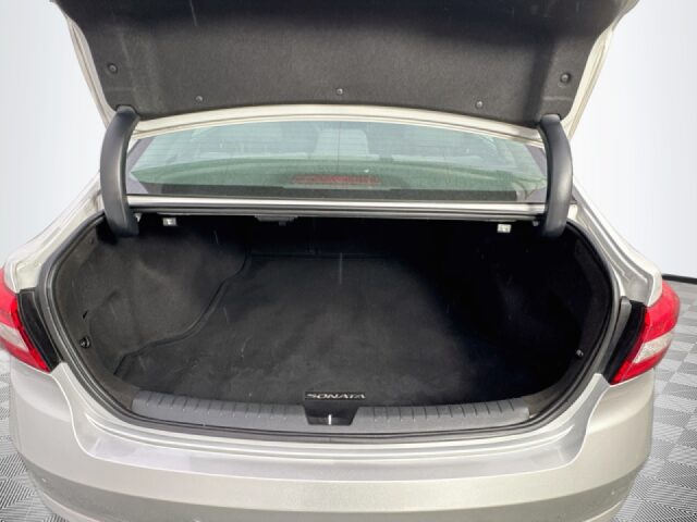 2015 Hyundai SONATA Limited Image 28
