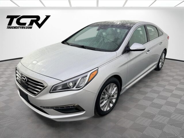 2015 Hyundai SONATA Limited Lower Image 1
