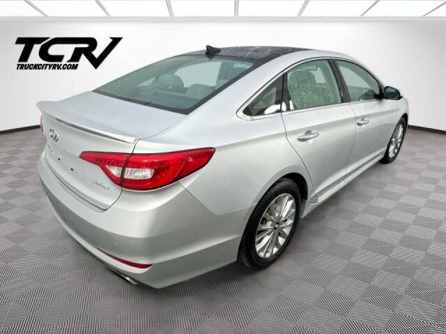 2015 Hyundai SONATA Limited Image 7