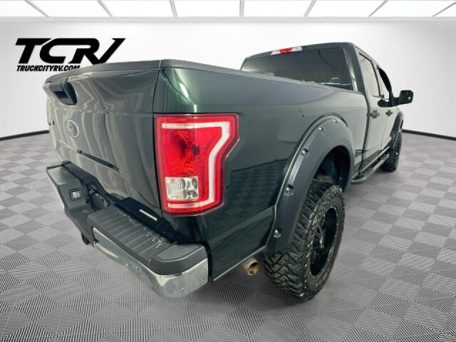 2015 Ford F-150 XLT SuperCrew V8 5.0 lifted Image 7