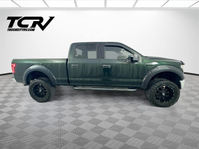 2015 Ford F-150 XLT SuperCrew V8 5.0 lifted Image 8