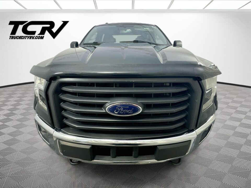 2015 Ford F-150 XLT SuperCrew V8 5.0 lifted Upper Image 2